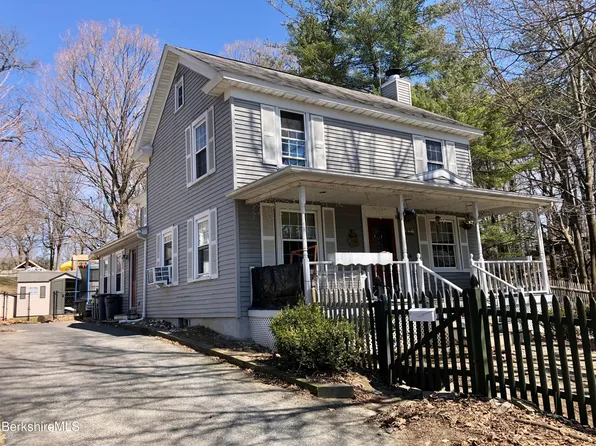 87 High St, Dalton, MA 01226