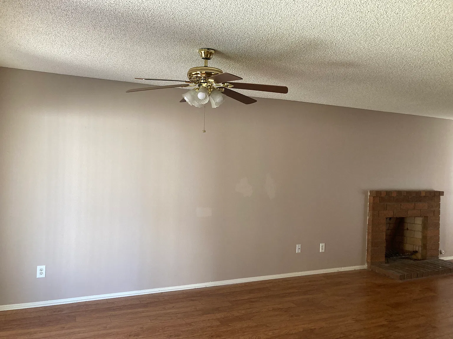 2 bed, 1.5 bath, 1040 sqft, $1,995 — Photo 4