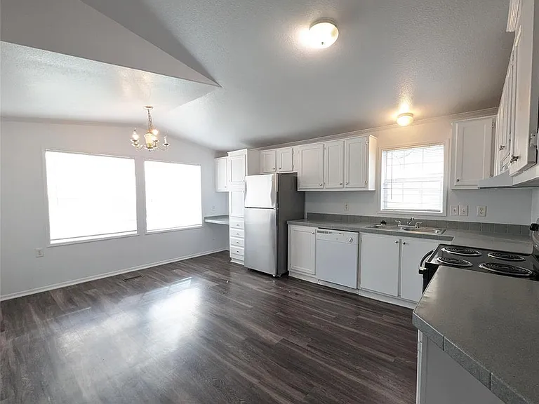 4416 Magin Meadow Dr — Photo 7