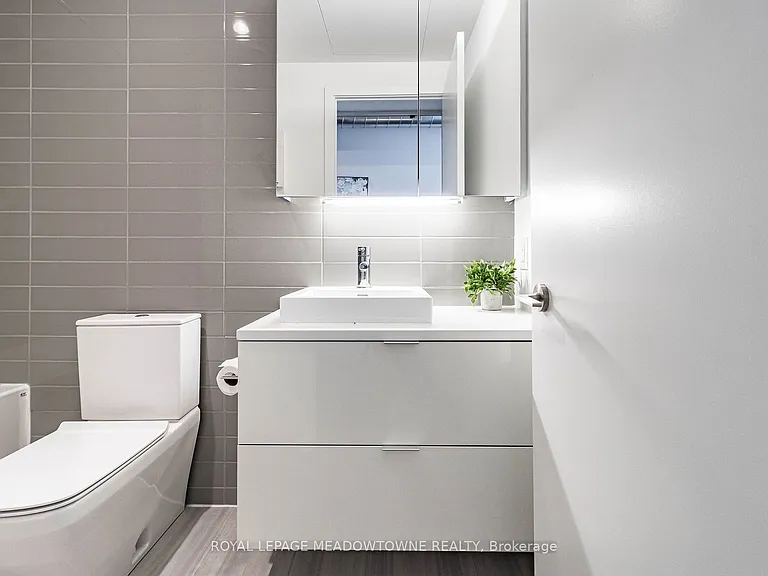 170 Bayview Ave #1902 — Photo 24