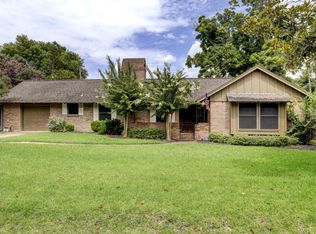 9207 Cadawac Rd, Houston, TX 77074