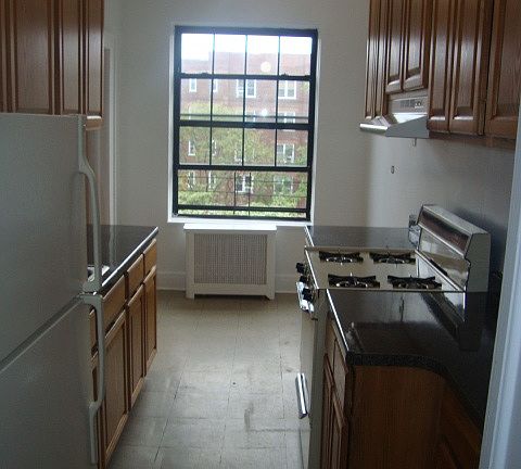 3rd image of 6860 108th St APT 5F
