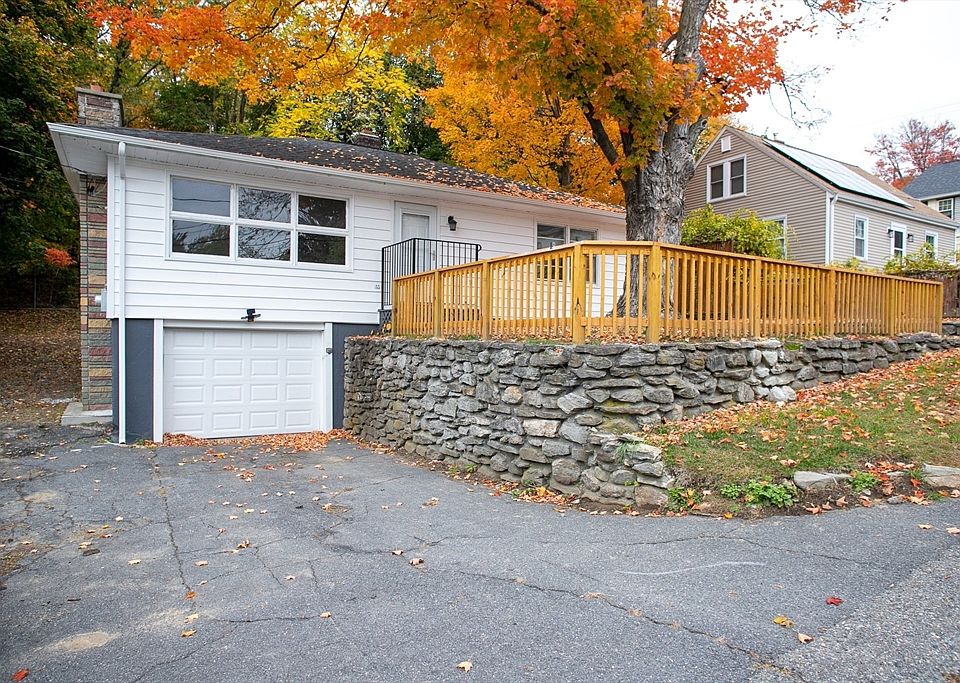 1st image of 36 Martel St