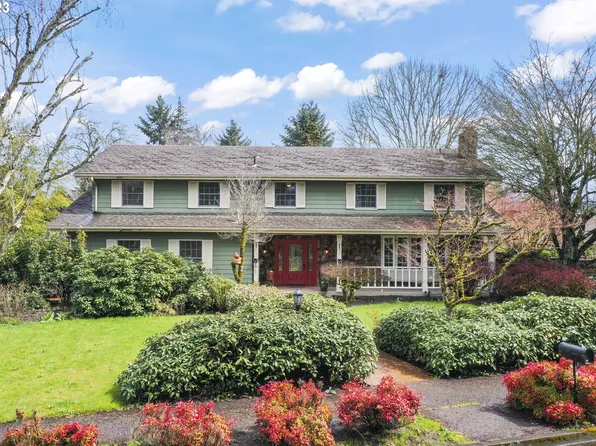 425 Stonegate St, Eugene, OR 97401