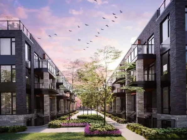 109 Marydale Ave #21, Markham, ON L3S 0E3