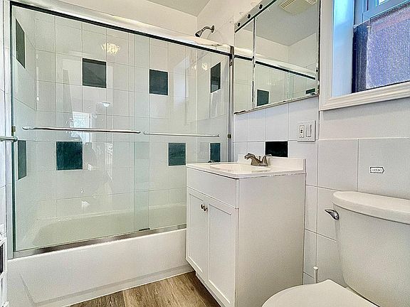 4th image of 279 E 235th St Floor 2