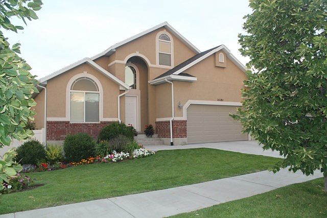 1st image of 14181 S Crown Rose Dr