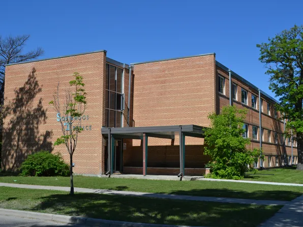 290 Maxwell Pl #207, Winnipeg, MB R2K 0C7
