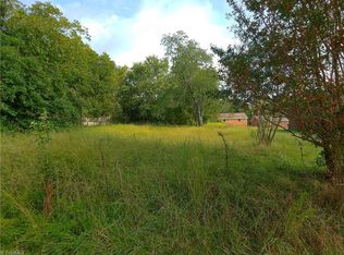 915 Gaines Ave #215-216-217, High Pt, NC 27263