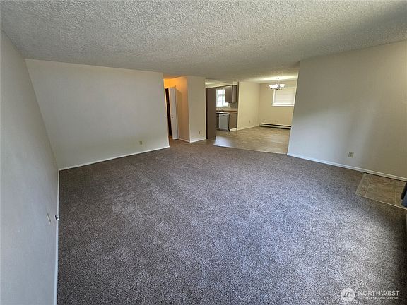 3rd image of 1407 Bowmont Avenue