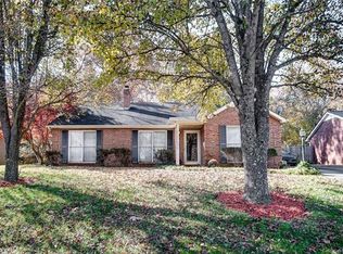 5948 Scots Bluff Dr, Charlotte, NC 28227