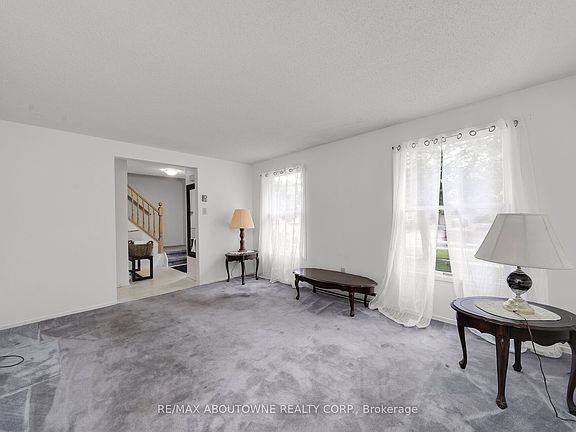 5th image of 678 Edinburgh Rd S