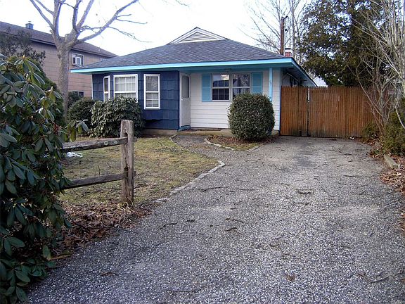 2nd image of 49 Harrison Dr
