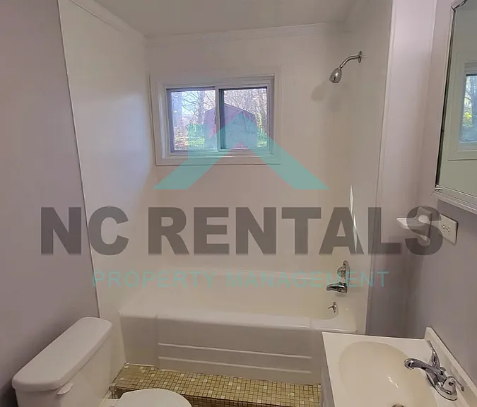 3211 Donnell St — Photo 9