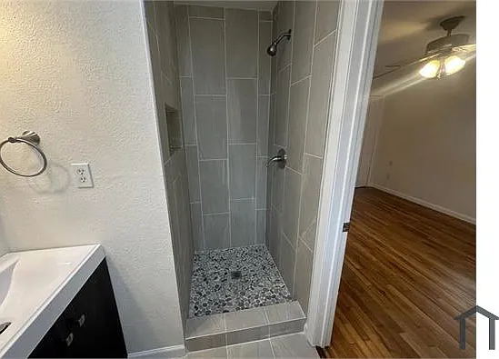 704 Clebud Dr — Photo 19