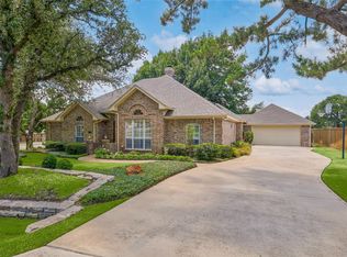 1 Remington Dr E, Highland Village, TX 75077