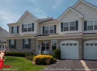 40 Portsmouth Cir, Glen Mills, PA 19342