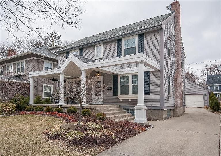 1st image of 35 Wisteria Dr
