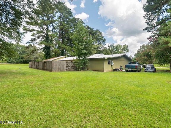 4th image of 1305 Muse Rd