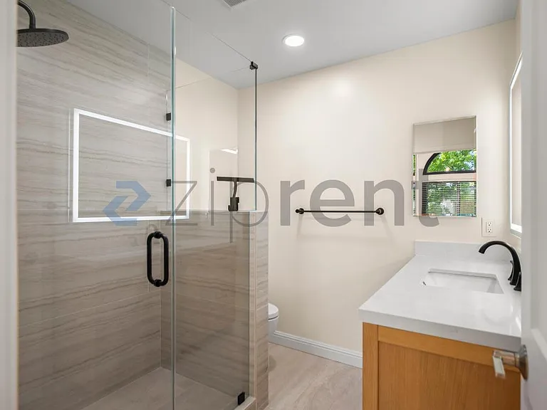 223 Saratoga Ave — Photo 24
