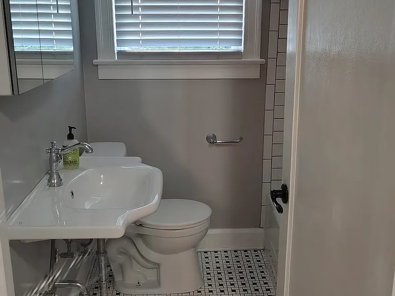 707 W Park Ave — Photo 10