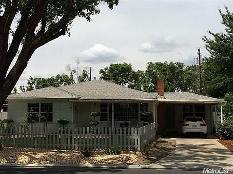 2nd image of 1421 Albany Ave