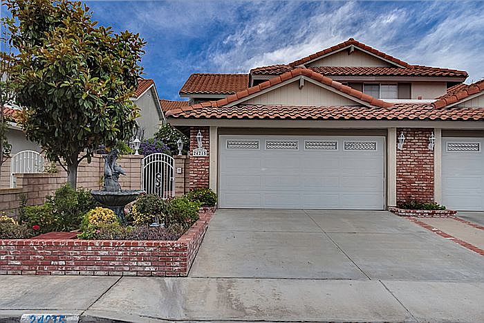 1st image of 24215 Briones Dr