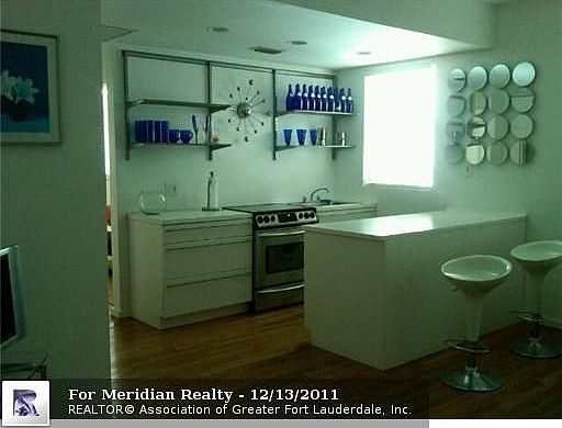 1st image of 505 12th St APT 11