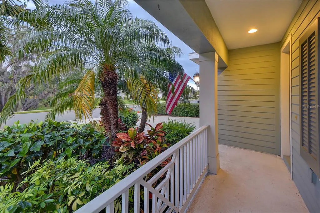 3 bed, 2.0 bath, 1790 sqft, $3,000 — Photo 3