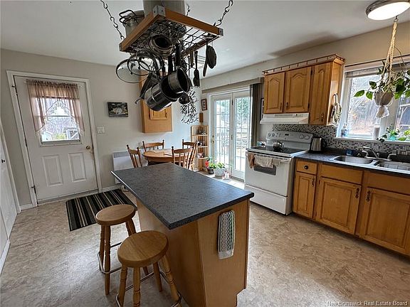2nd image of 1019 Bloomfield Ridge Rd