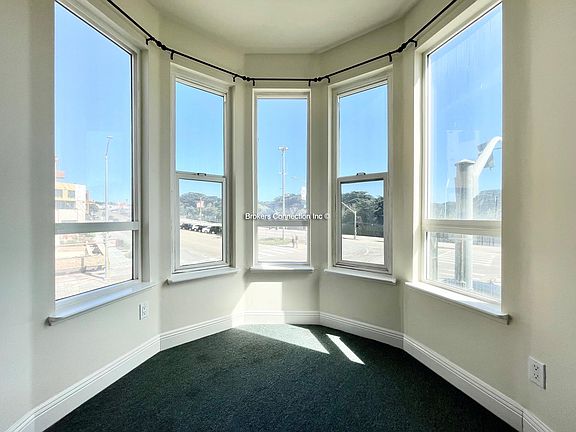 4th image of 2908 Sloat Blvd