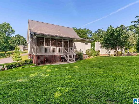 3rd image of 3433 Coody Rd