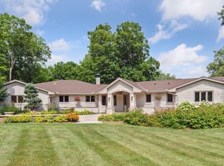 932 Medina Rd, Wayzata, MN 55391