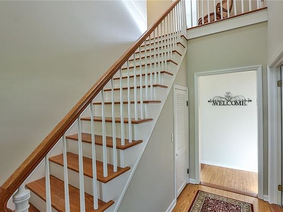 4th image of 27 York St