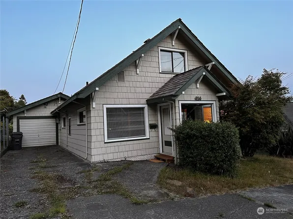 414 Buchanan Street, Hoquiam, WA 98550
