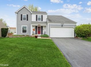 1269 Lance Ln, Carol Stream, IL 60188