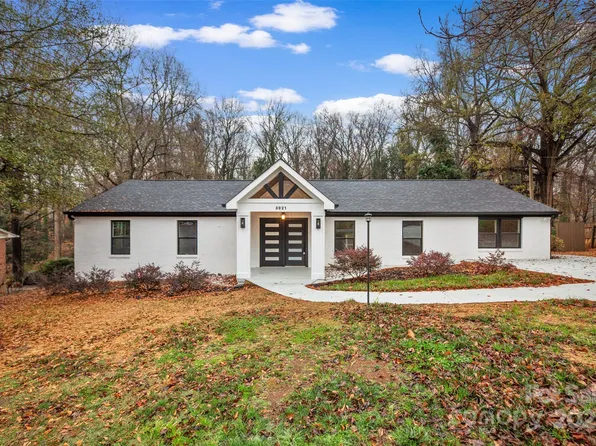 3021 Whitson Rd, Gastonia, NC 28054