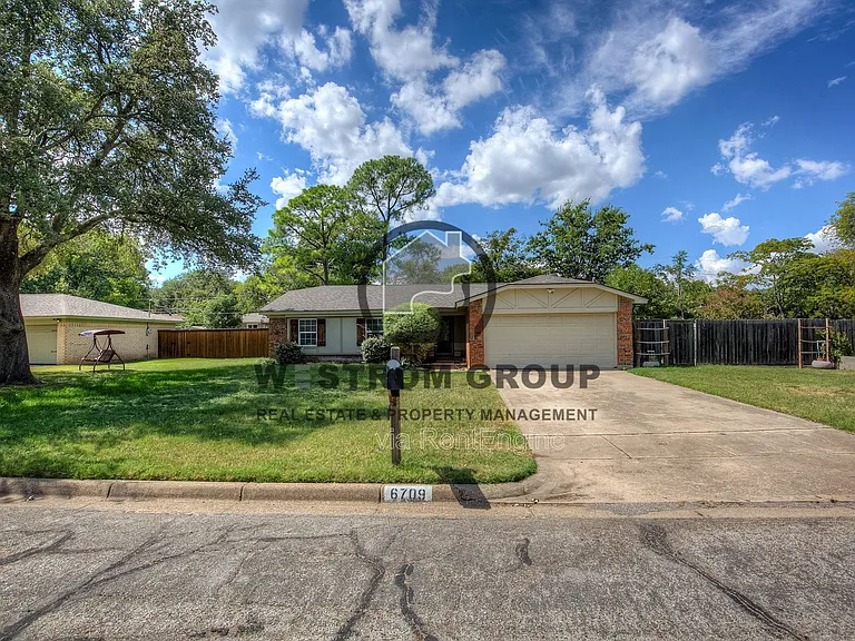 6709 Mabell St — Photo 1