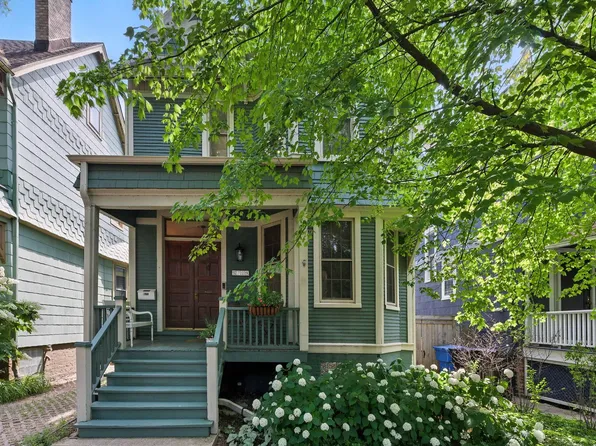 5729 S Harper Ave, Chicago, IL 60637