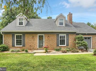 2428 Willow Glen Dr, Lancaster, PA