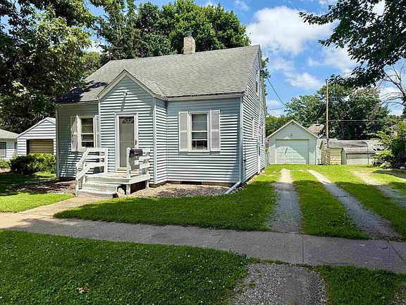 2nd image of 610 Broad St