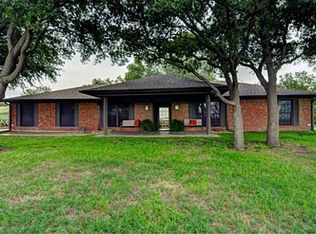 256 Paint Pony Trl N, Fort Worth, TX 76108
