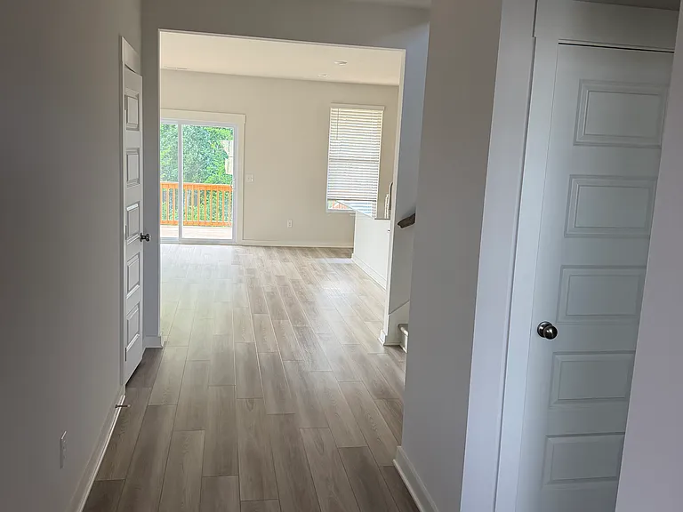 1433 English Oak Dr — Photo 7