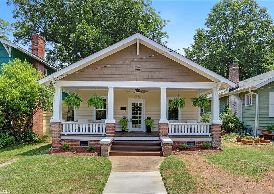 1st image of 611 Joyner St