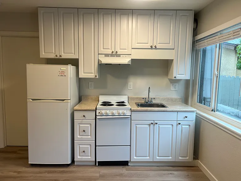 603 Johnson Ave — Photo 19