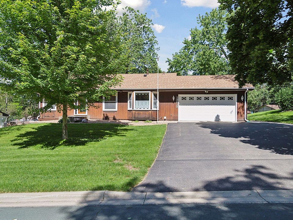 1st image of 13012 Lakeview Dr