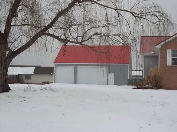 2nd image of 261 Meadowbrook Dr