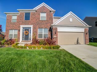 15743 Regent St, Macomb, MI 48044