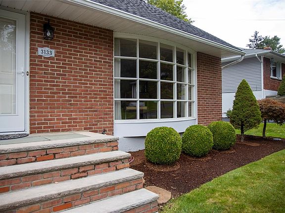 5th image of 3133 Belmont Ave