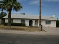 1st image of 1725 N Kadota Ave